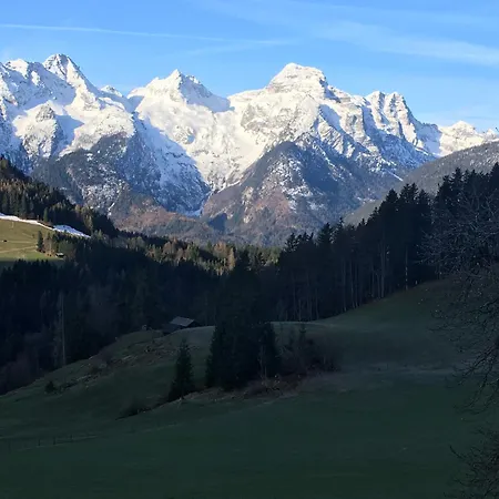 Mayrberg Mit Terasse *