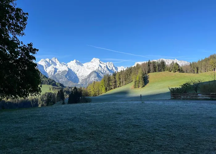 Mayrberg Mit Terasse アパート ローファー