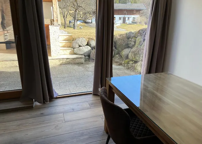 Mayrberg Mit Terasse * ローファー