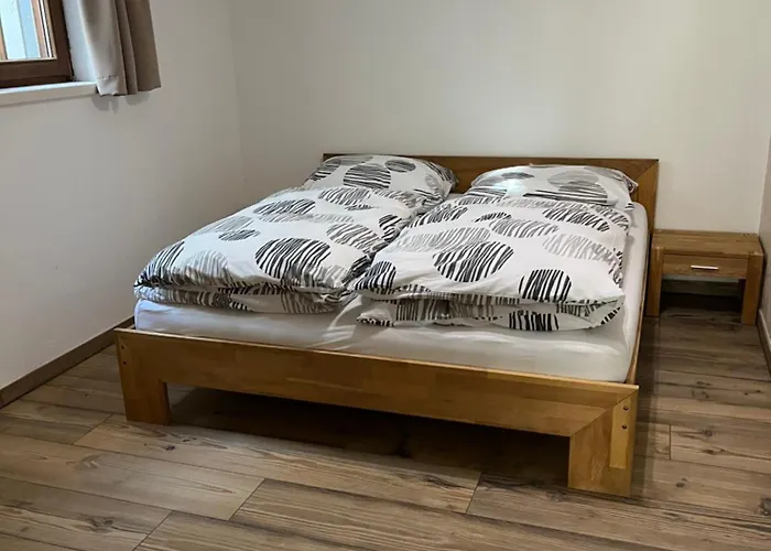 Mayrberg Mit Terasse アパート